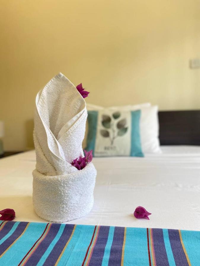 Le Ronce Villa Anse Royale Luaran gambar